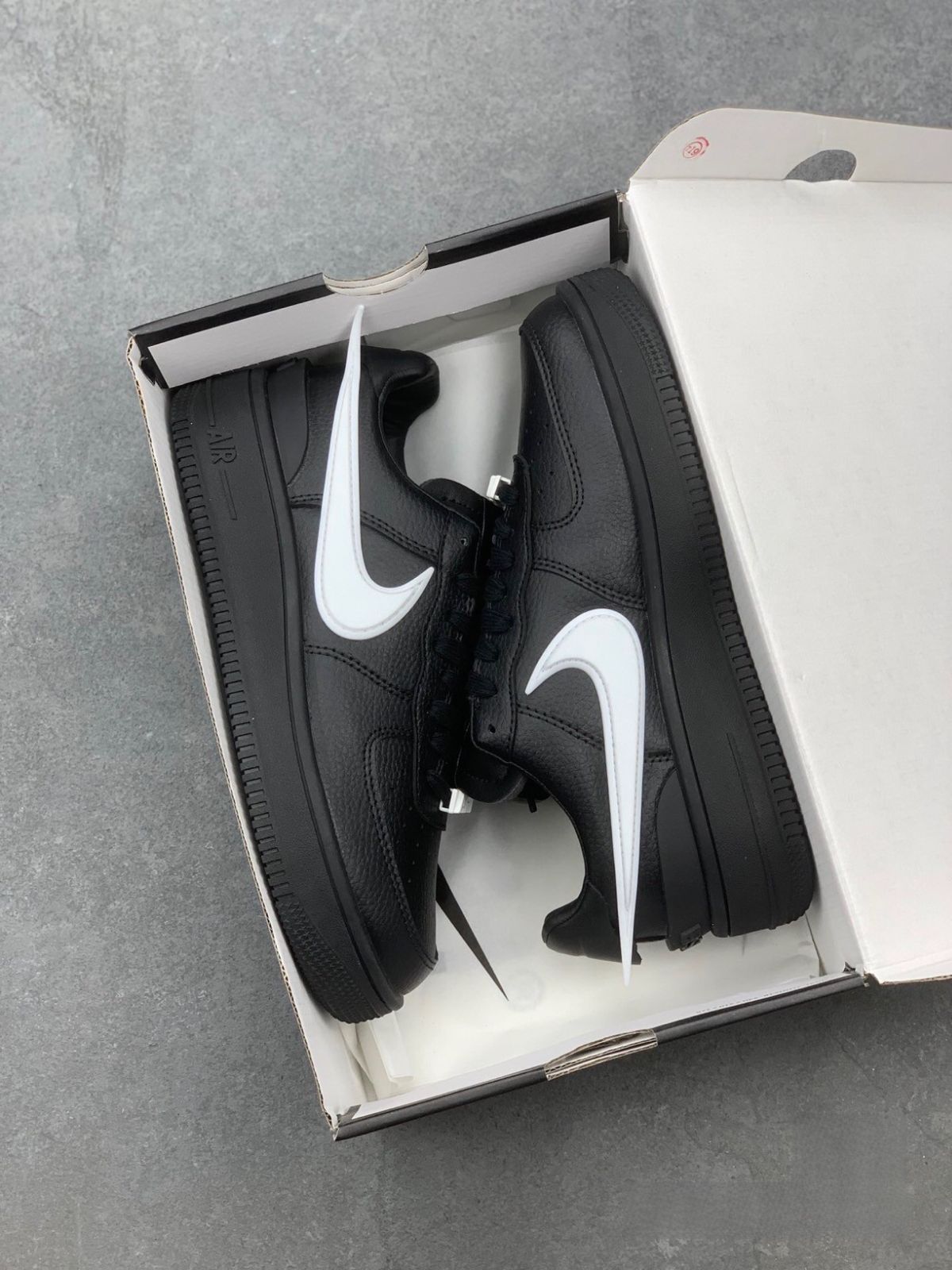 お値下げしました??即購入?? AMBUSH X NIKE AIRFORCE1 LOw black DV3464-001 男女兼用
