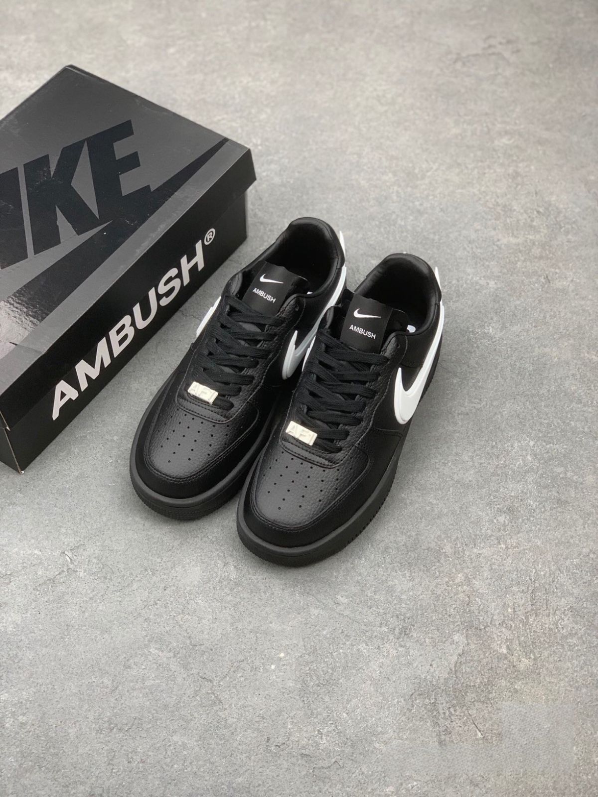 お値下げしました??即購入?? AMBUSH X NIKE AIRFORCE1 LOw black DV3464-001 男女兼用