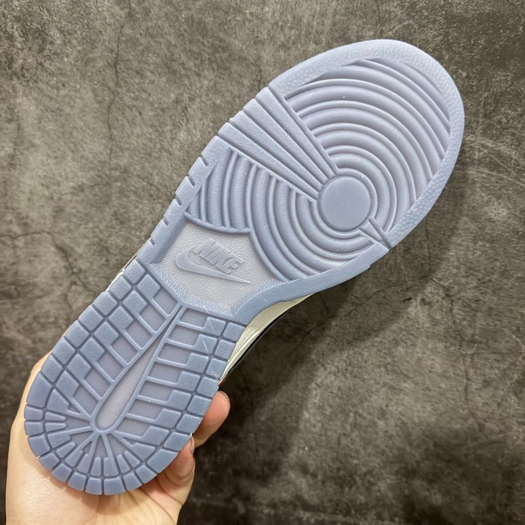 ?大特価???即購入??新品 箱付 未使用 Nike SB Dunk Low 【並行輸入】 男女兼用