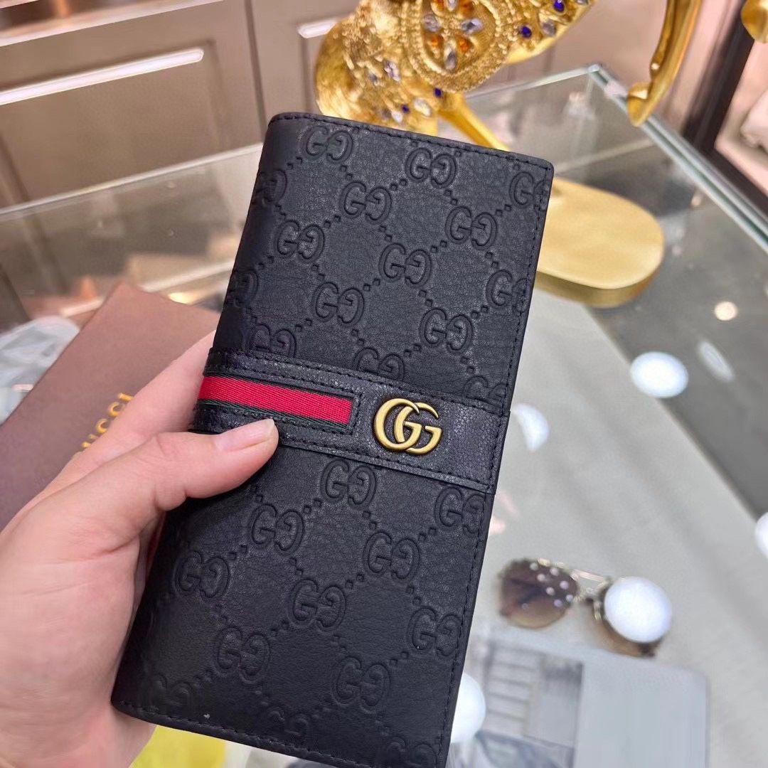 Gucciグッチ/ウォレット、クレジットカードスロットに紙幣と手形を収納、両用カードバッグウォレット、甘皮長短金二つ折り[本日特価|新品未使用品]