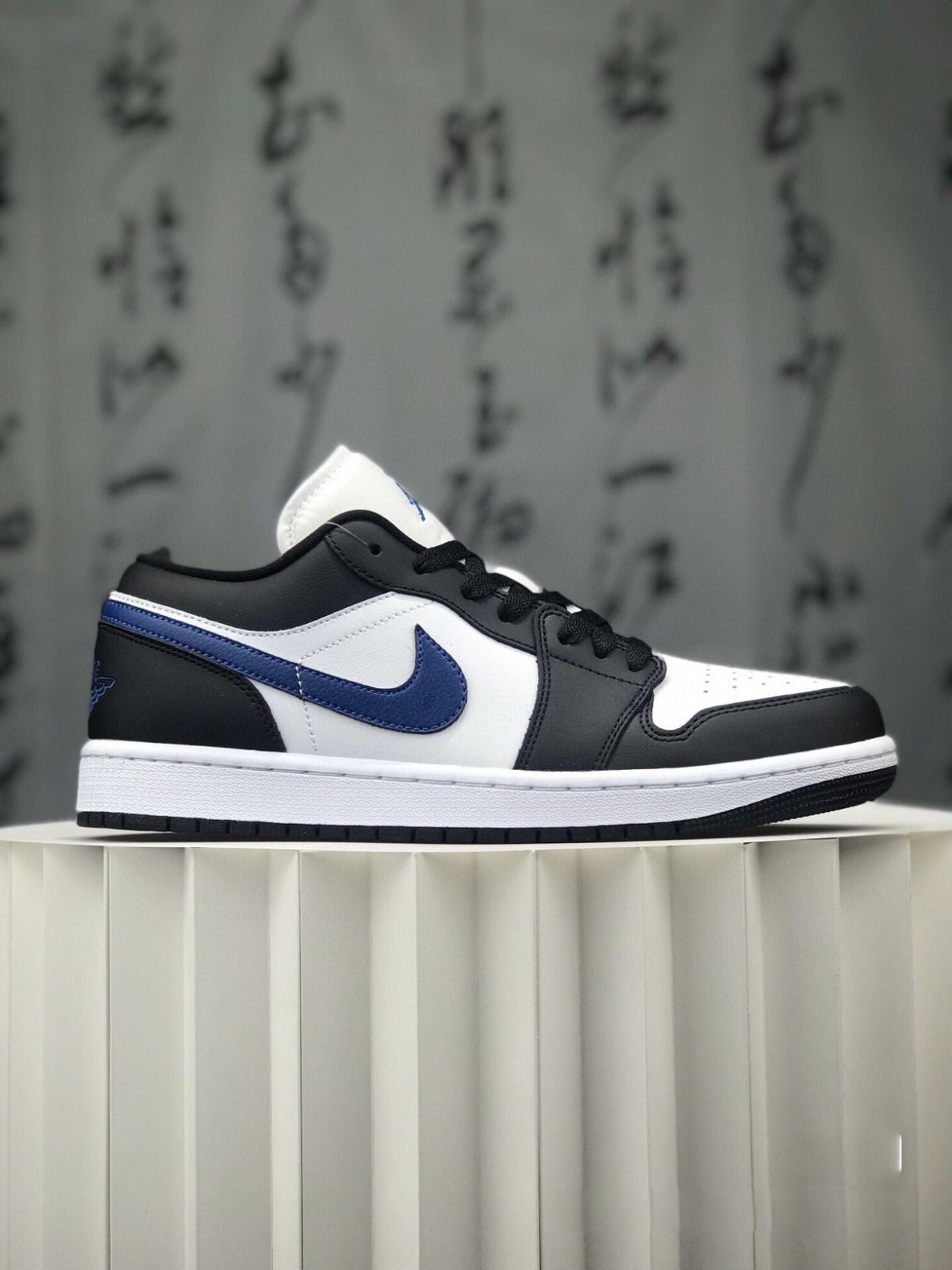 お値下げしました??即購入?? Nike Air Jordan 1 Low AJ1 DC0774-040 箱付 男女兼用ジョーダン