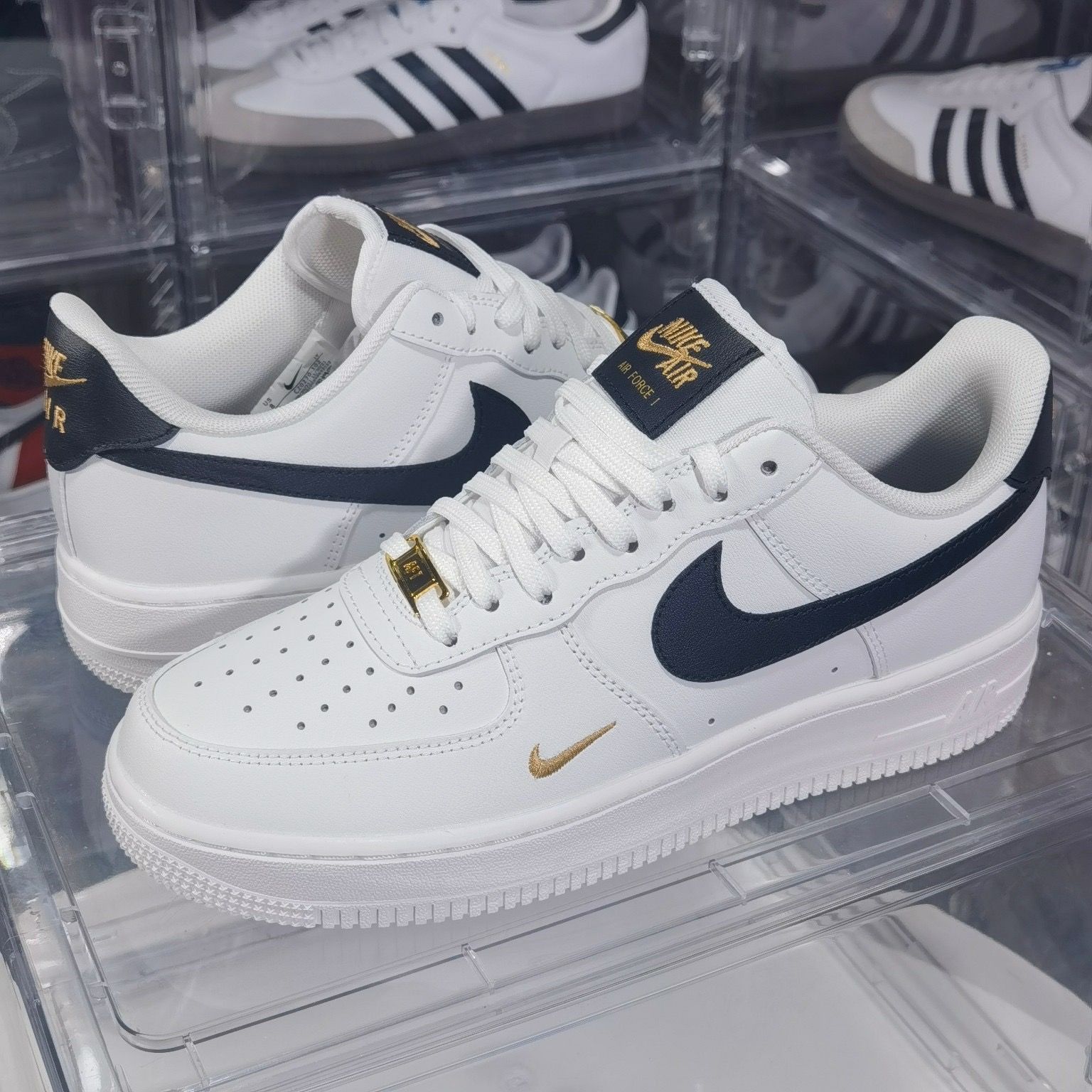 ナイキ スニーカー エアフォース Nike Air Force 1 essential CZ0270-102 レディースメンズ ナイキ スニーカー エアフォース Nike Air Force 1 essential CZ0270-102 レディースメンズ