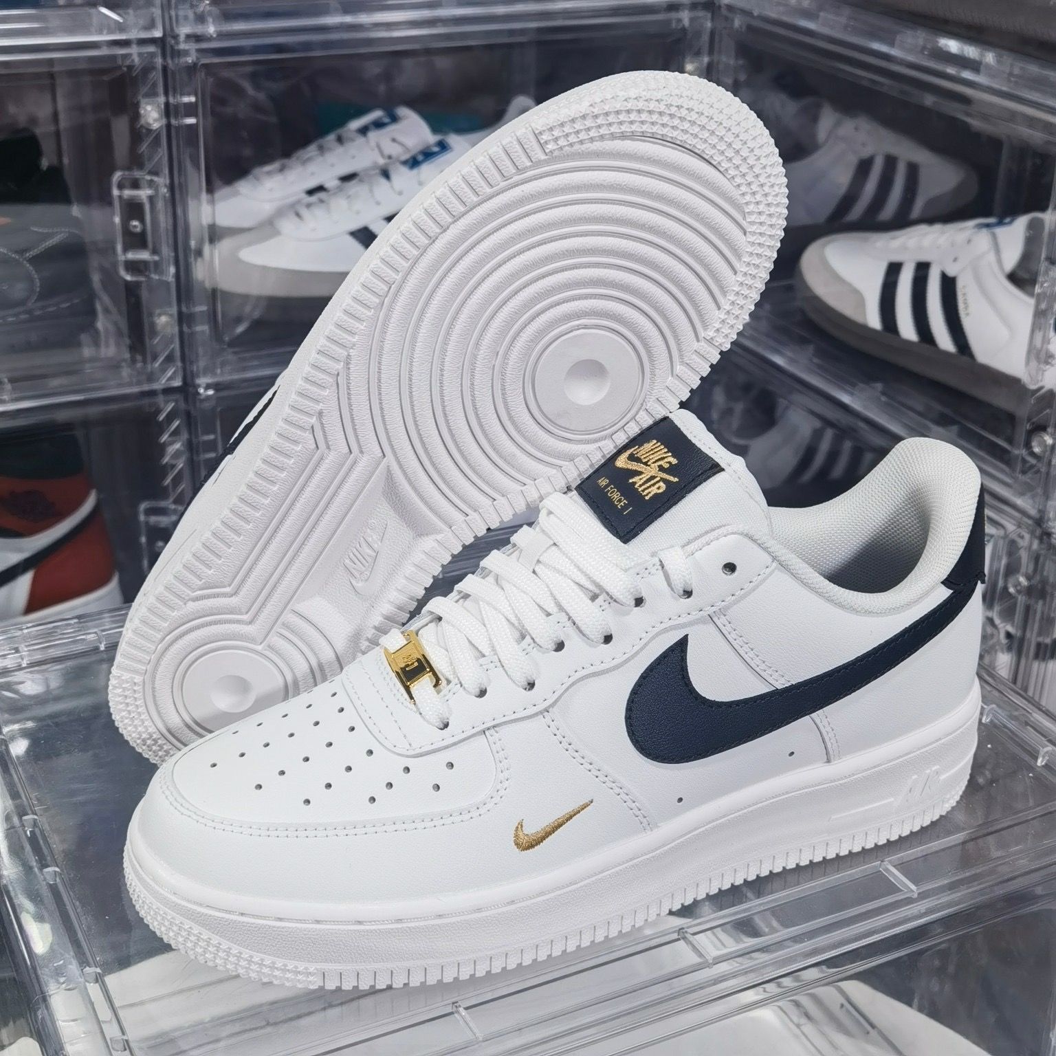 ナイキ スニーカー エアフォース Nike Air Force 1 essential CZ0270-102 レディースメンズ ナイキ スニーカー エアフォース Nike Air Force 1 essential CZ0270-102 レディースメンズ