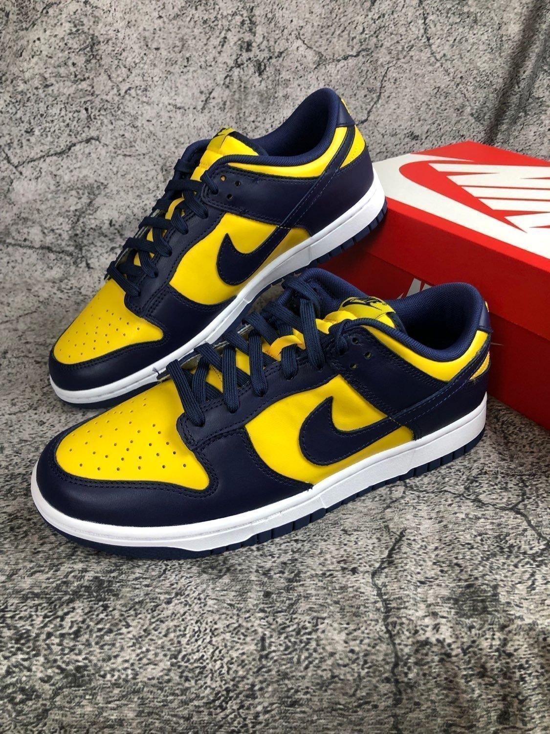 NIKE DUNK LOW RETRO 【MICHIGAN】 ナイキ ダンク ロー レトロ VARSITY MAIZE/MIDNIGHT NAVY/WHITE dd1391-700