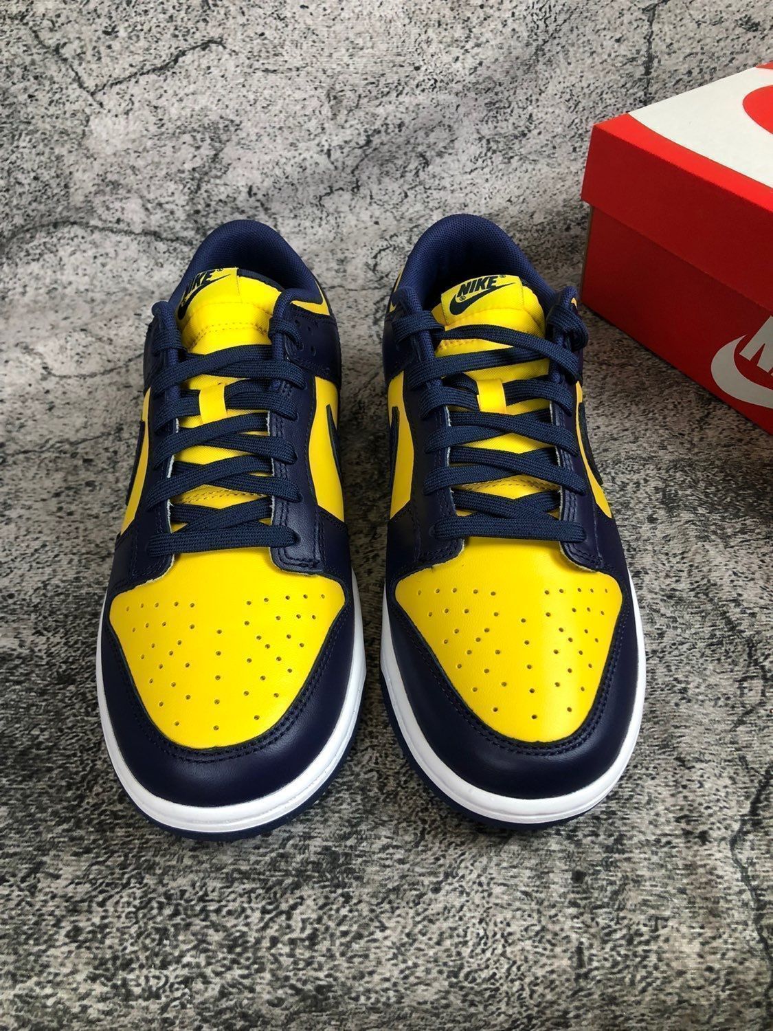 NIKE DUNK LOW RETRO 【MICHIGAN】 ナイキ ダンク ロー レトロ VARSITY MAIZE/MIDNIGHT NAVY/WHITE dd1391-700