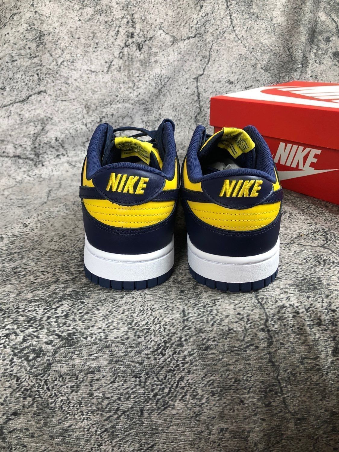 NIKE DUNK LOW RETRO 【MICHIGAN】 ナイキ ダンク ロー レトロ VARSITY MAIZE/MIDNIGHT NAVY/WHITE dd1391-700