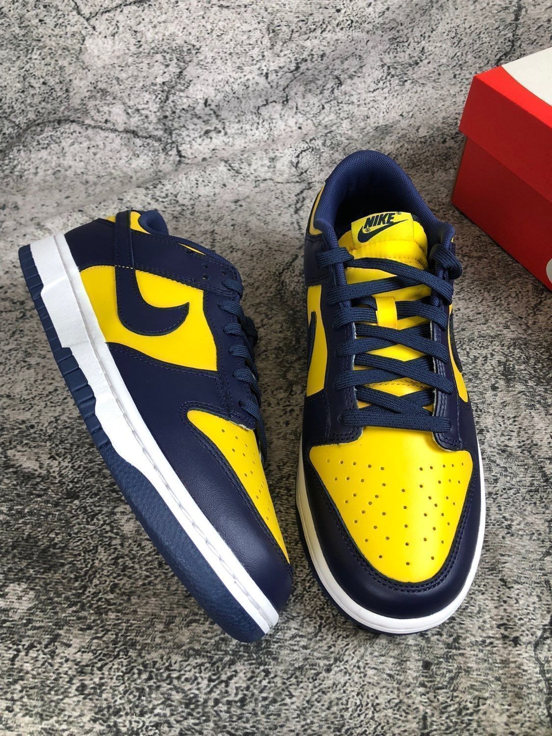 NIKE DUNK LOW RETRO 【MICHIGAN】 ナイキ ダンク ロー レトロ VARSITY MAIZE/MIDNIGHT NAVY/WHITE dd1391-700