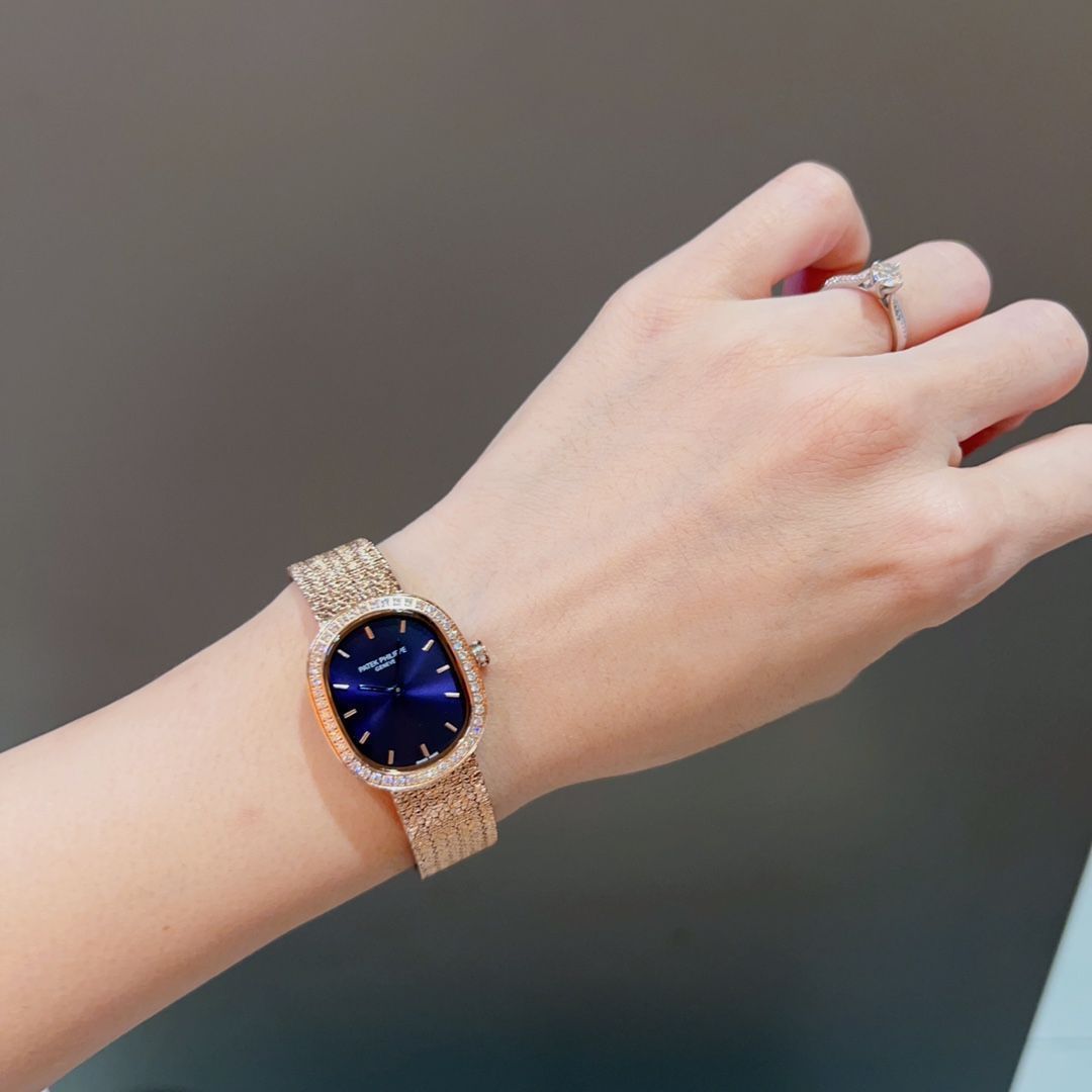 PATEK PHILIPPE（パテック フィリップ）オーバル レディースウォッチ - ゴールデンレシオデザイン新品未使用
