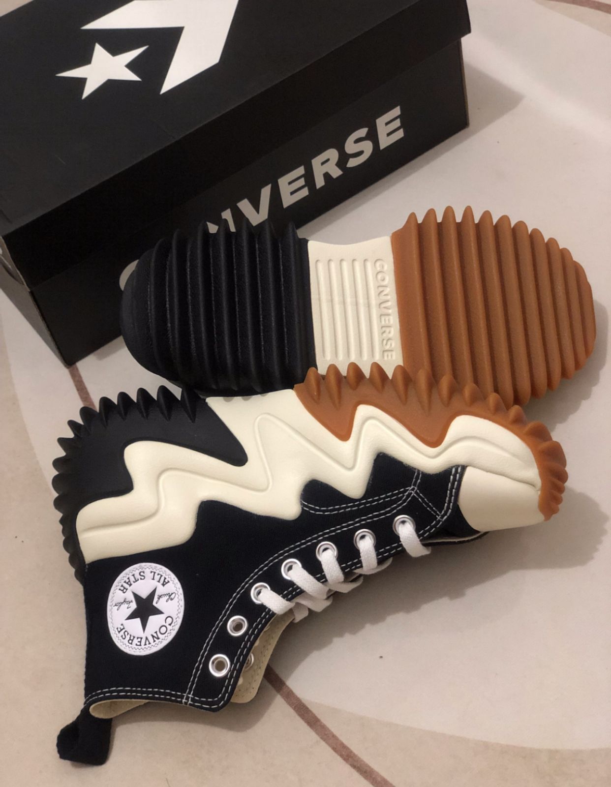 Converse Run Star Motion Hi 171545C