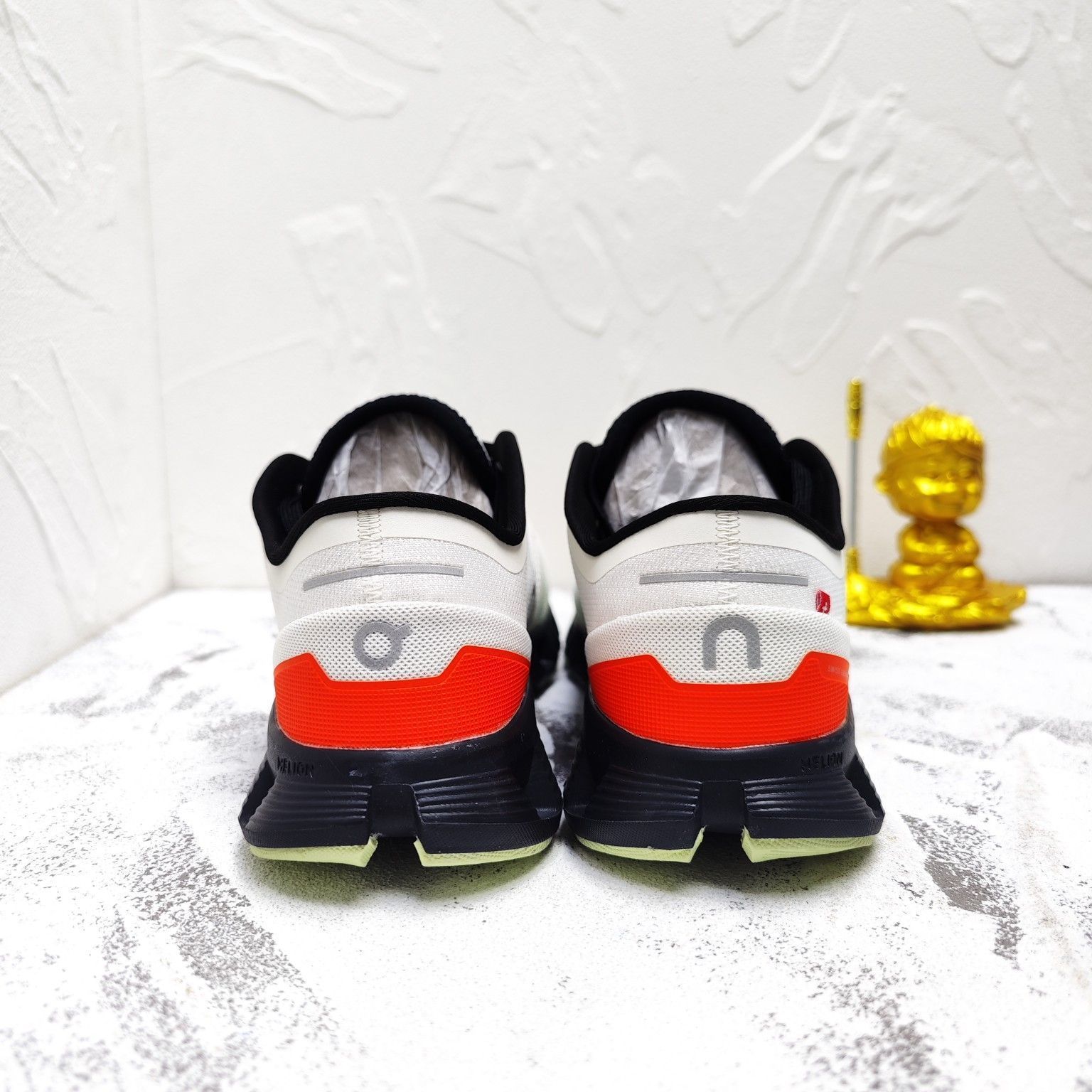 On Cloud X3 Sneakers オン クラウドX3 ジョギング スポーツ トレーニング ランニングシューズ メンズ レディース スニーカー タウンユース 新品 未使用 ホワイト グリーン 2色 On Cloud X3 Sneakers オン クラウドX3 ジョギング スポーツ トレーニング ランニングシューズ メンズ レディース スニーカー タウンユース 新品 未使用 ホワイト グリーン 2色
