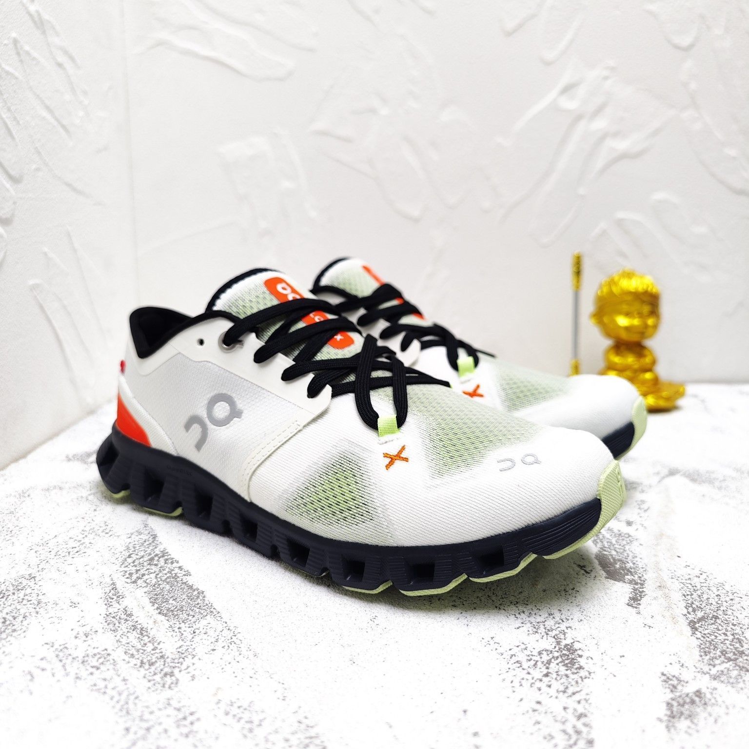 On Cloud X3 Sneakers オン クラウドX3 ジョギング スポーツ トレーニング ランニングシューズ メンズ レディース スニーカー タウンユース 新品 未使用 ホワイト グリーン 2色 On Cloud X3 Sneakers オン クラウドX3 ジョギング スポーツ トレーニング ランニングシューズ メンズ レディース スニーカー タウンユース 新品 未使用 ホワイト グリーン 2色