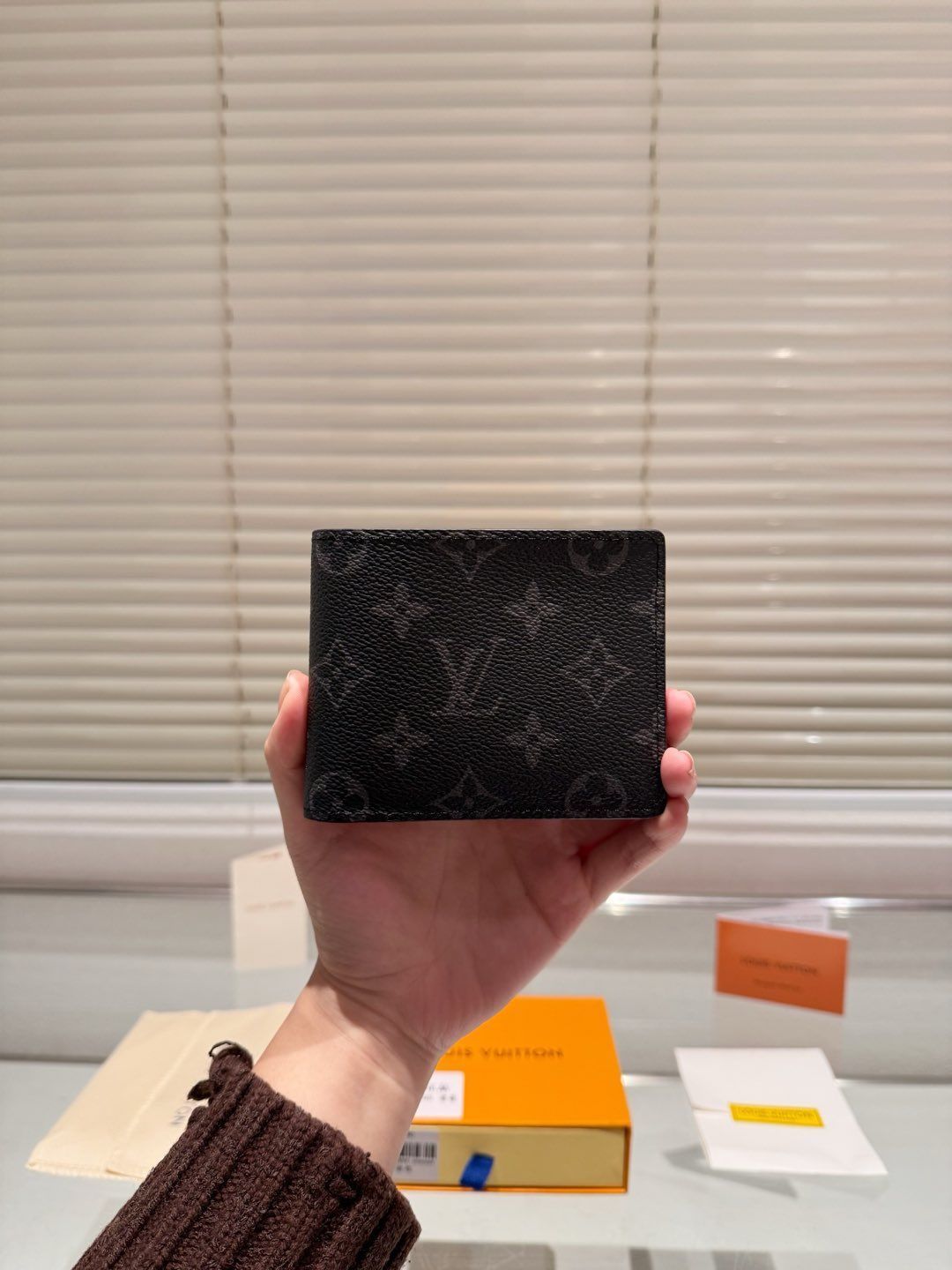 【本日限定特価】ルイ?ヴィトン バイフォールドウォレット 12×10cm コンパクトで実用的 専用ボックス付き[本日特価|新品未使用品]