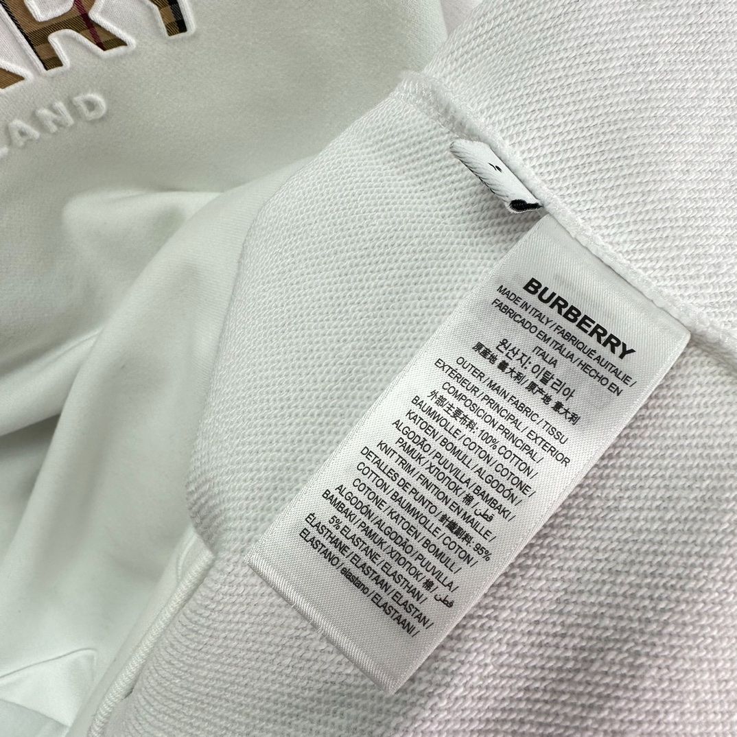BURBERRY パッチロゴ クルーネックスウェット [本日特価|新品未使用品]