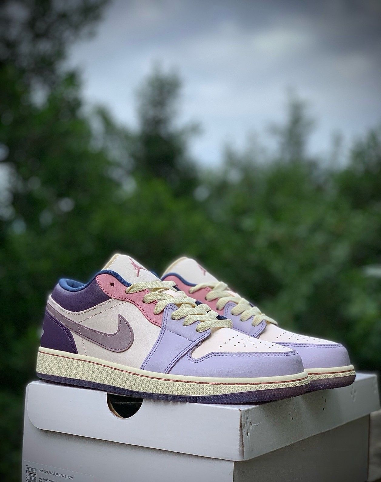 お値下げしました??即購入?? ナイキ NIKE Air Jordan 1 Low AJ1 箱付 ジョーダン お値下げしました??即購入?? ナイキ NIKE Air Jordan 1 Low AJ1 箱付 ジョーダン