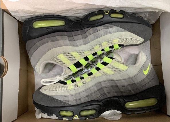 Nike Air Max 95 OG Neon 554970-071 イエローグラデ ナイキ エア マックス ネオン スニーカ Nike Air Max 95 OG Neon 554970-071 イエローグラデ ナイキ エア マックス ネオン スニーカ