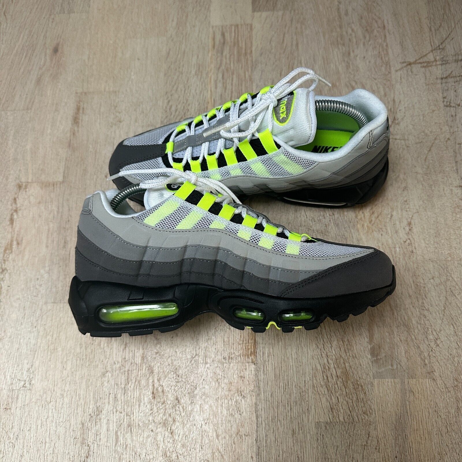 Nike Air Max 95 OG Neon 554970-071 イエローグラデ ナイキ エア マックス ネオン スニーカ Nike Air Max 95 OG Neon 554970-071 イエローグラデ ナイキ エア マックス ネオン スニーカ