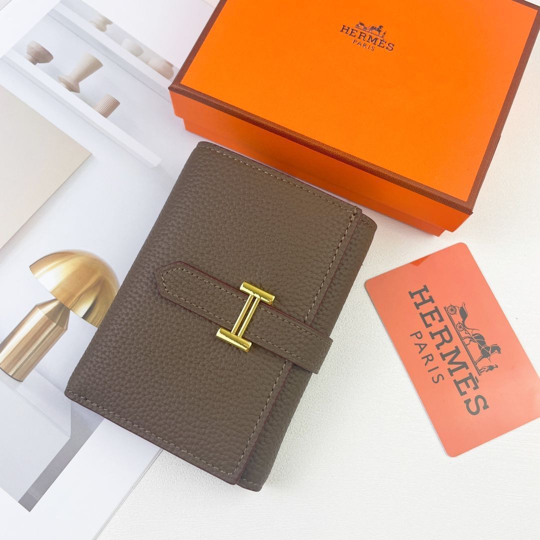 【本日限定特価】Hermes Bearn ミニ財布 エプソムレザー ゴールドロック付き コンパクトデザイン[本日特価|新品未使用品]