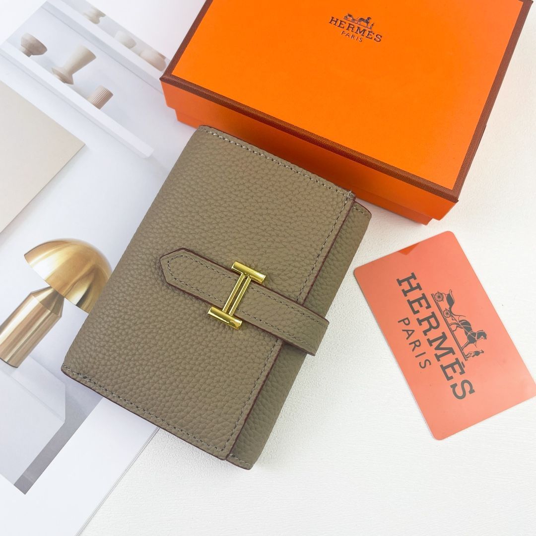 【本日限定特価】Hermes Bearn ミニ財布 エプソムレザー ゴールドロック付き コンパクトデザイン[本日特価|新品未使用品]