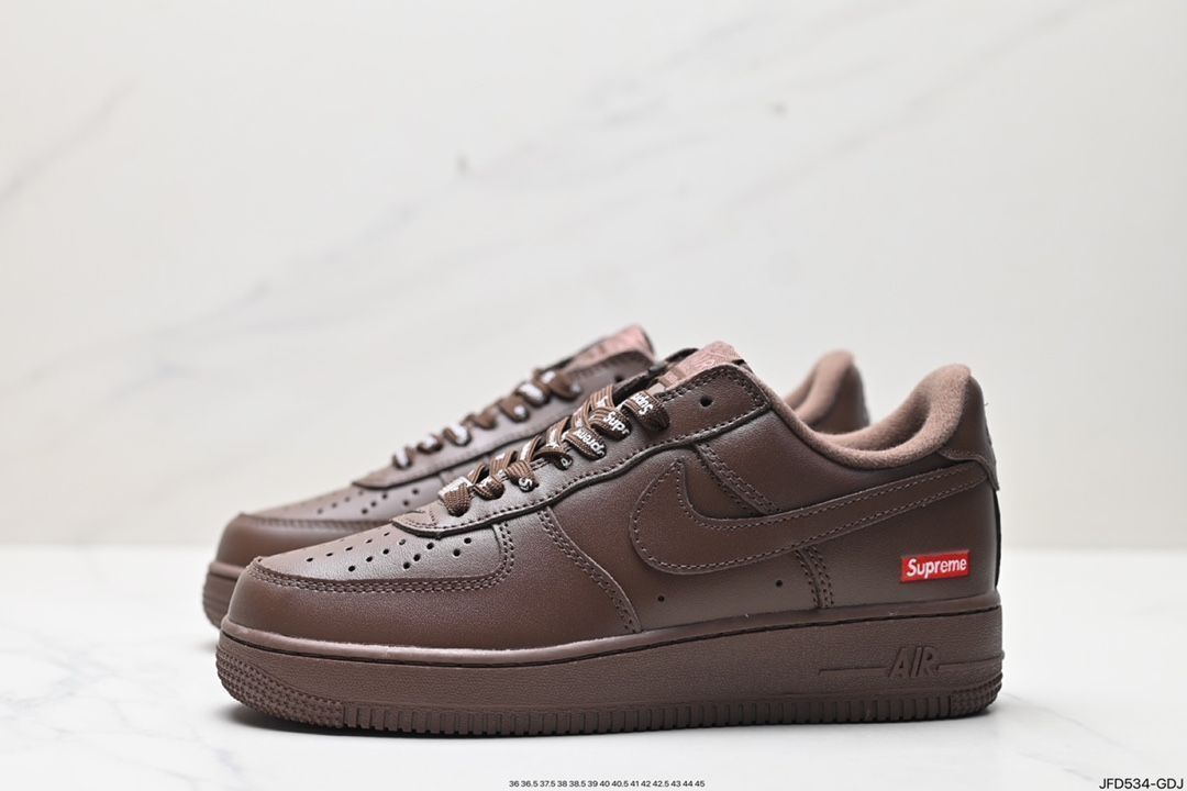 シュプリーム × ナイキ エアフォース1 ロー バロックブラウンCU9225-200 シュプリーム × ナイキ エアフォース1 ロー バロックブラウンCU9225-200