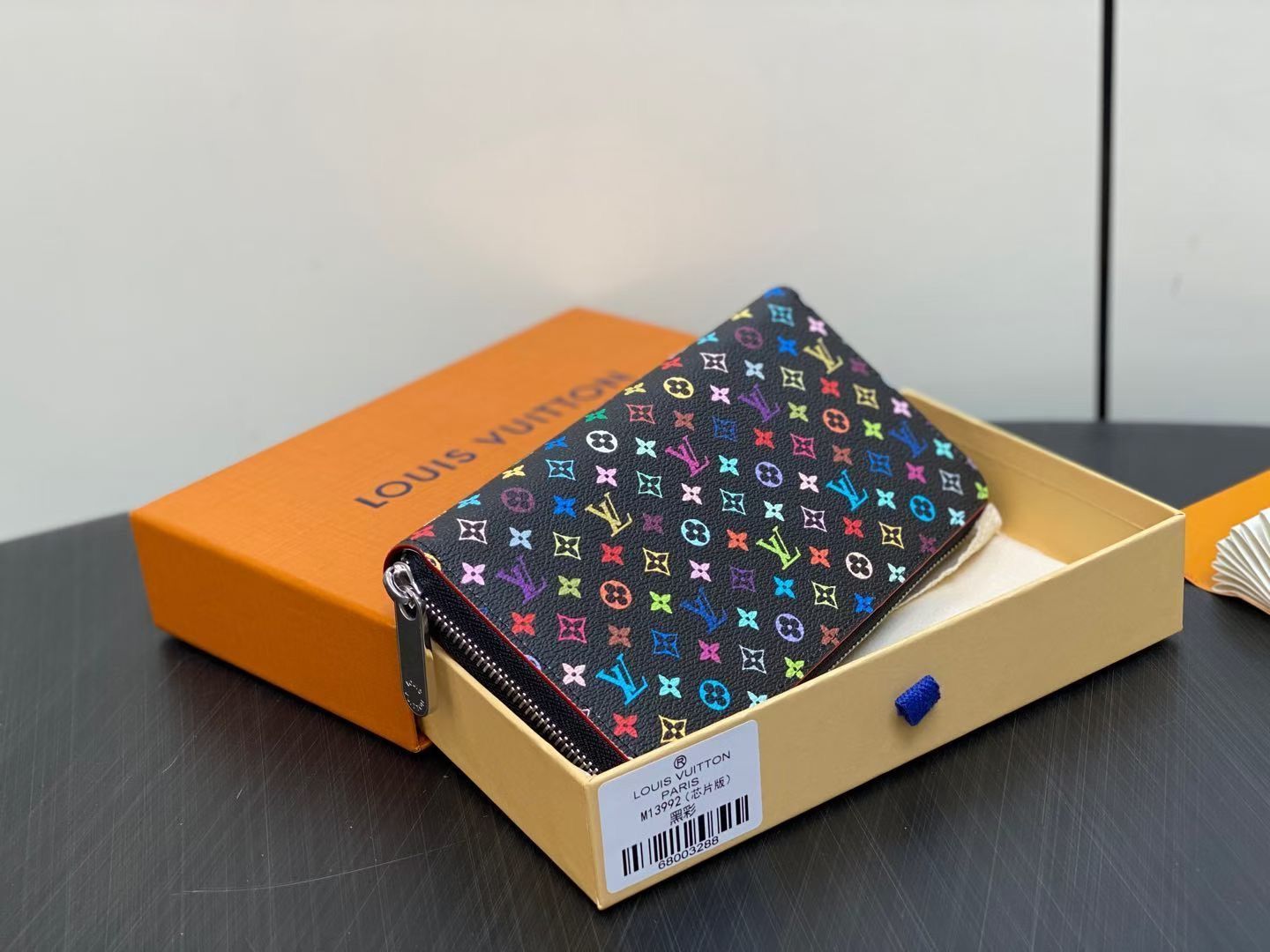 【本日限定特価】ルイヴィトン LV ジッピー ラウンドファスナーウォレット モノグラムLDプリント 19.5×10.5×2.5cm [本日特価|新品未使用品]