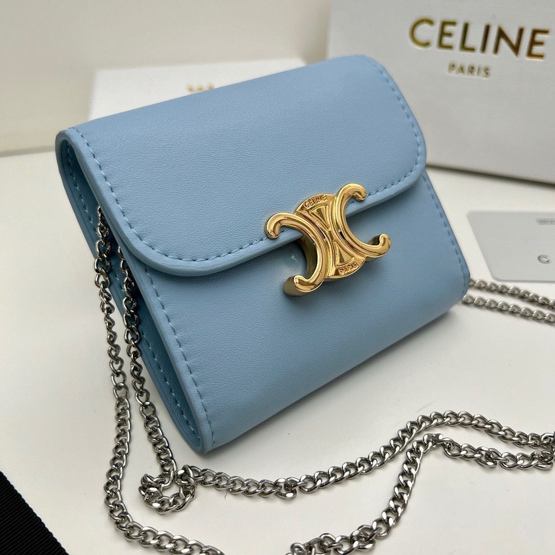 【本日限定】?Celine トリオンフ チェーンウォレット 10783 ? 高級本革＆チェーン付き！マルチ使い可能[本日特価|新品未使用品]