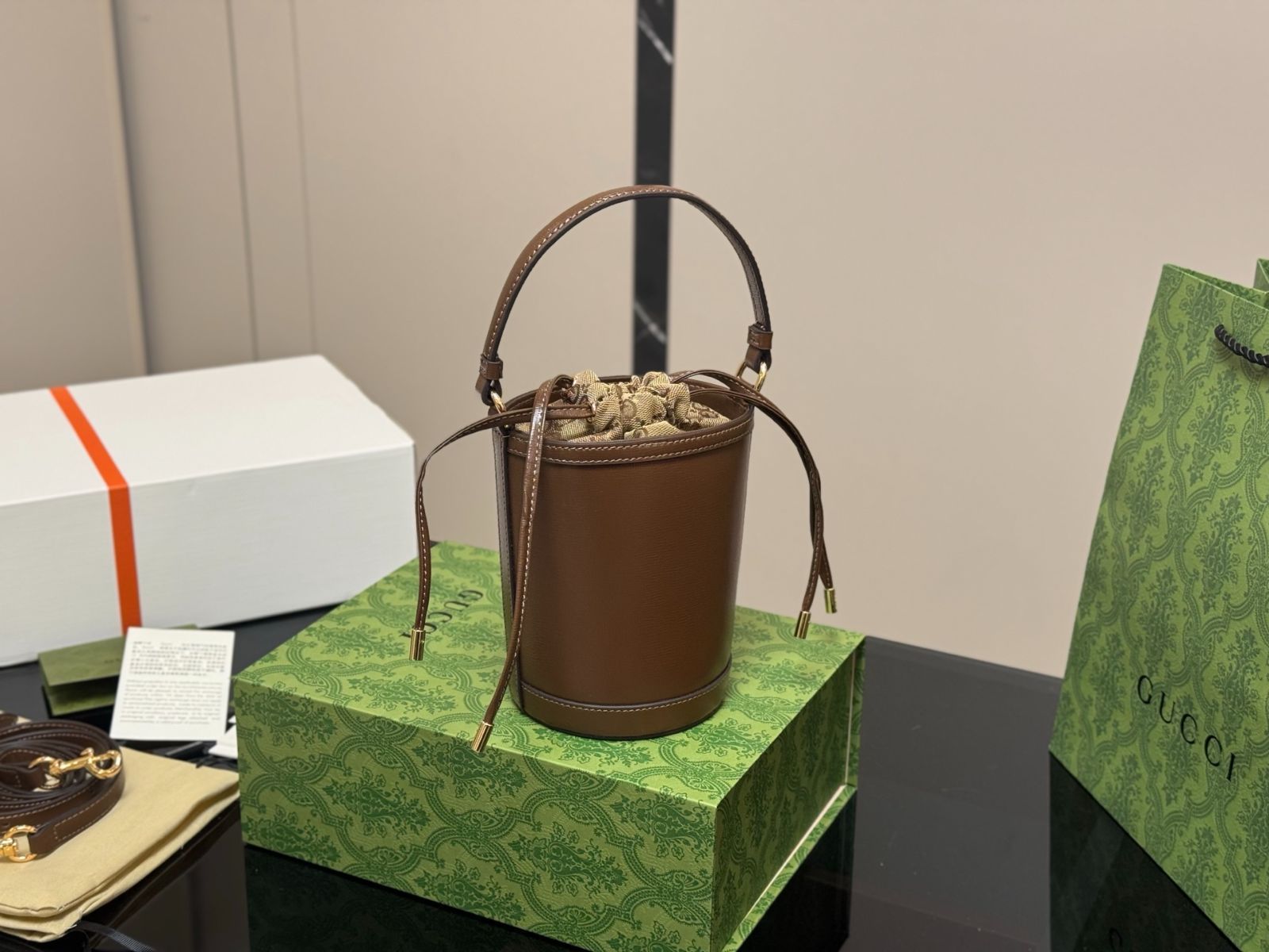 【今日特価】GUCCI Ophidia グッチ オフィディア バケットバッグ-WTO輸入2 【今日特価】GUCCI Ophidia グッチ オフィディア バケットバッグ-WTO輸入2