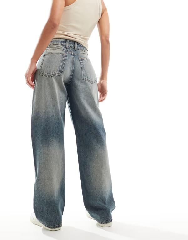 コルージョン レディース ボトムス デニムパンツ ジーンズ COLLUSION X001 antifit jeans in stonewash コルージョン レディース ボトムス デニムパンツ ジーンズ COLLUSION X001 antifit jeans in stonewash