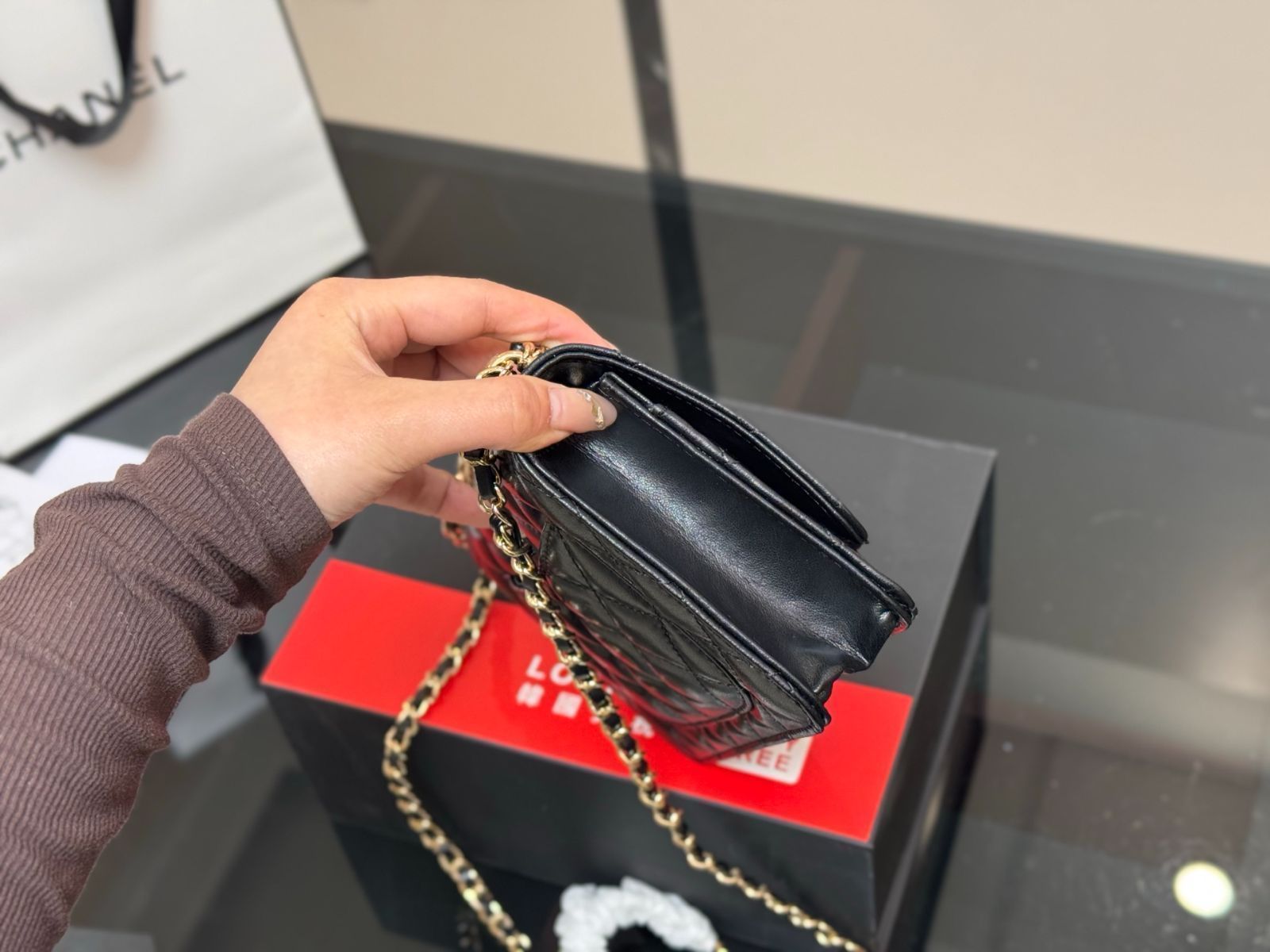 【今日特価】Chanel 24A WOC Wallet On Chain Bag - 24A ウォレットオンチェーン