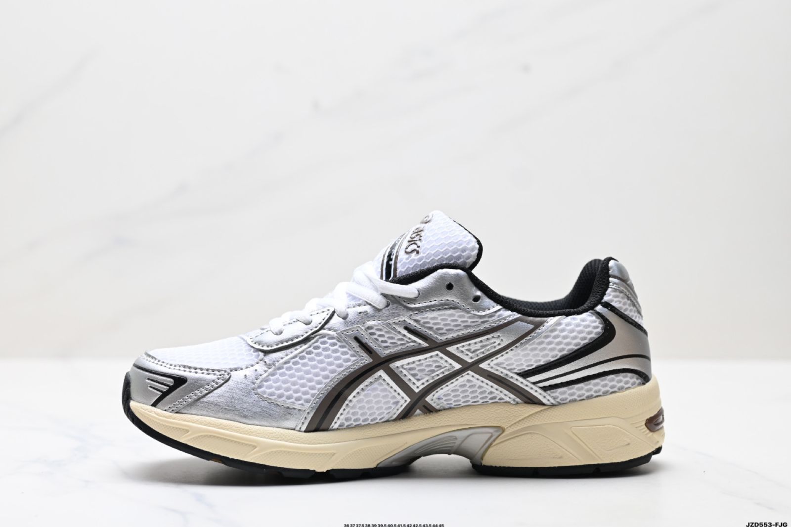 【今日特価】ASICS アシックス 新作男女兼用ランニングシューズ GEL-1130 レトロデザイン クッション性・通気性優れたスポーツカジュアルシューズ！