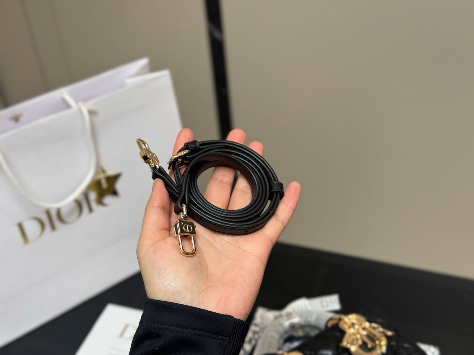 Dior(ディオール)Lady 羊革紋 横型デイオールバッグ Dior(ディオール)Lady 羊革紋 横型デイオールバッグ