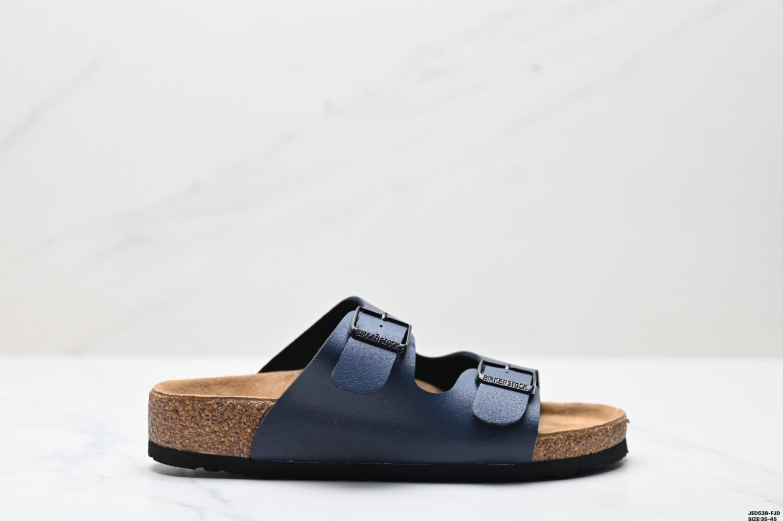バーケンストック（Birkenstock） スリッパシリーズ サンダル レクリエーション ビーチサンダル。