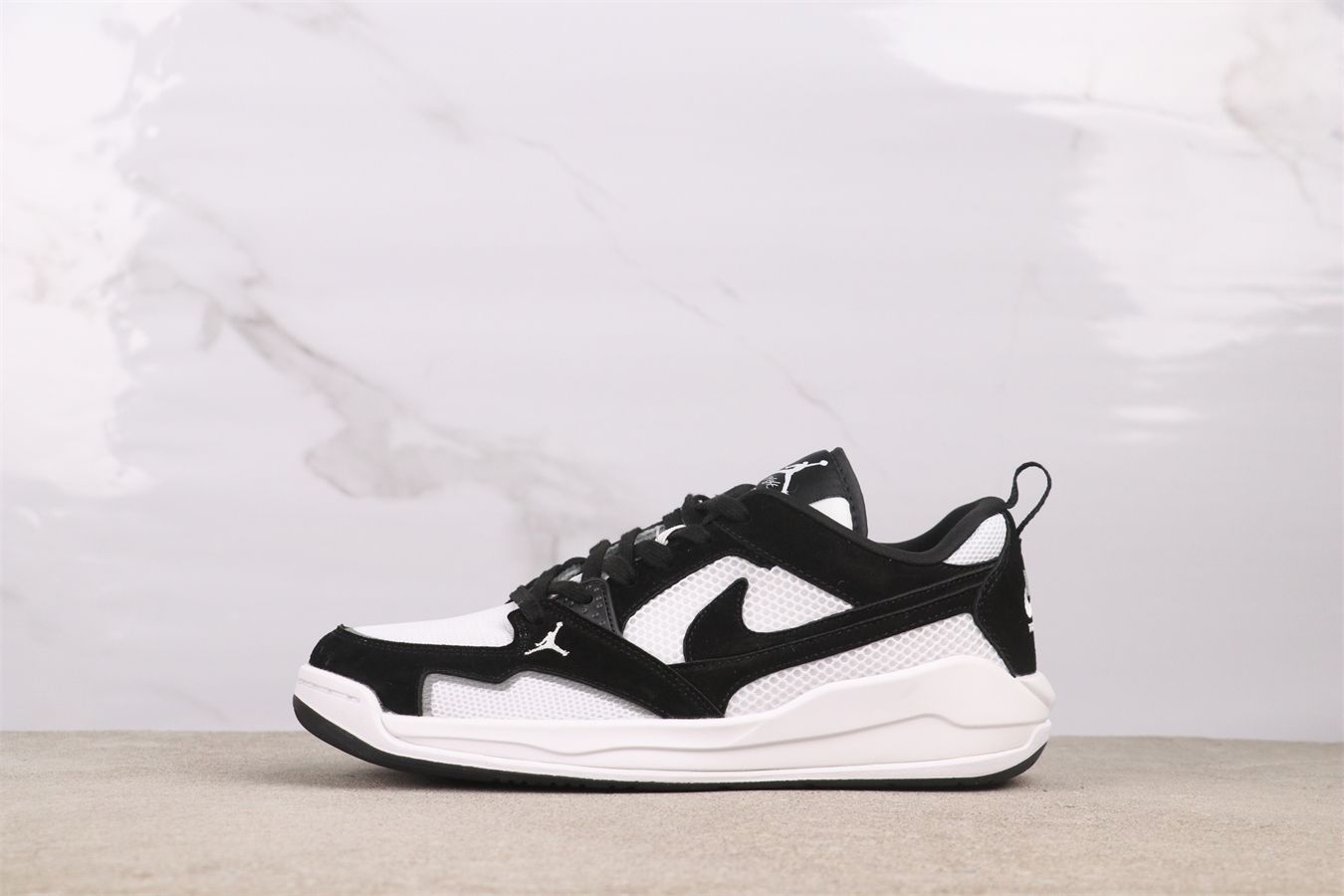 【今日特価】Nike Air Jordan エアジョーダン CMFT Era HJ6777-001