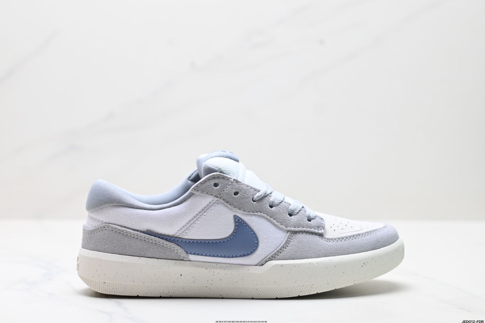 ナイキ（Nike）SB Force 58 ロートップカジュアルスケートシューズ