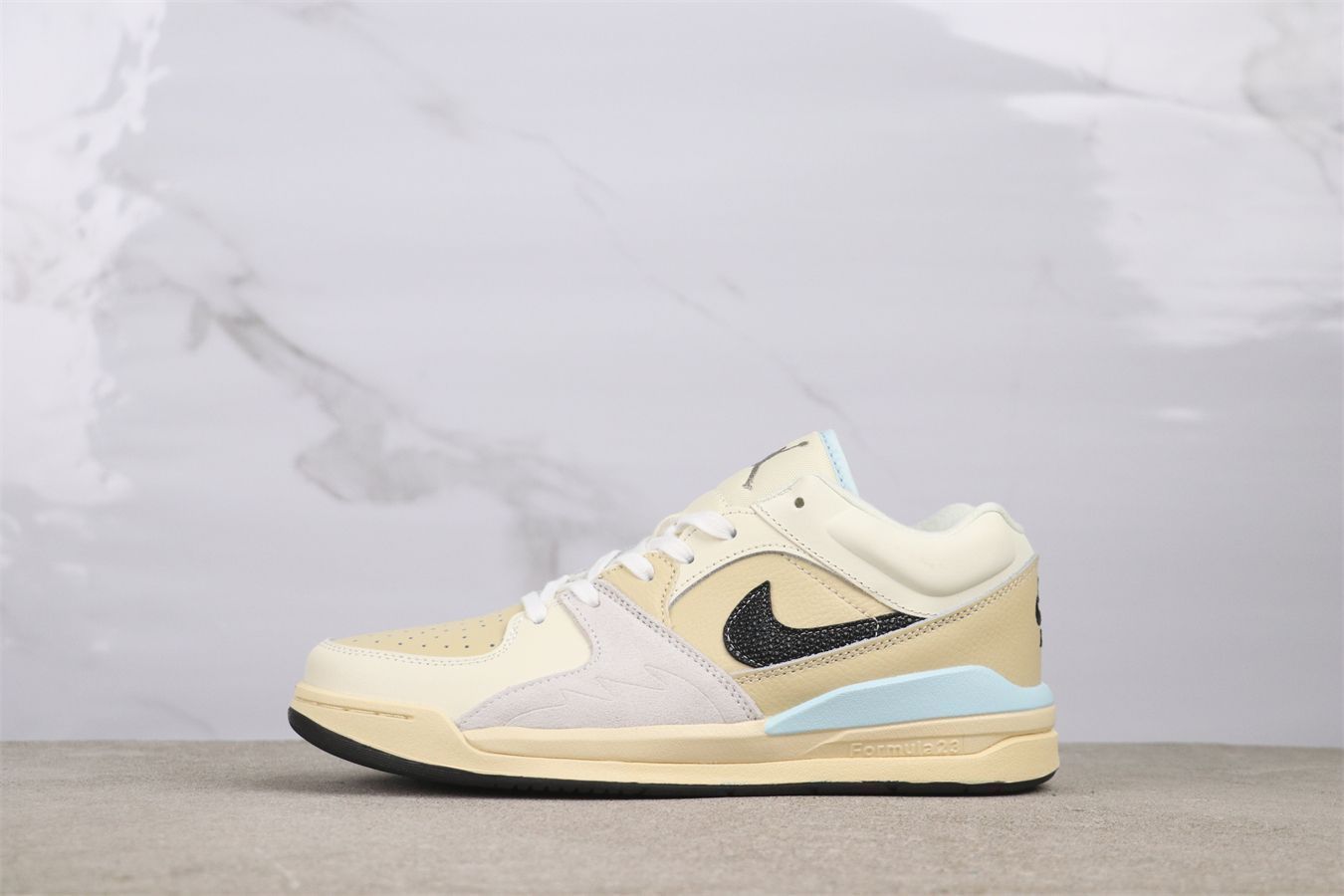【今日特価】Air Jordan HQ3438-10 エアジョーダン HQ3438-10 グレーブラウン & ブルー
