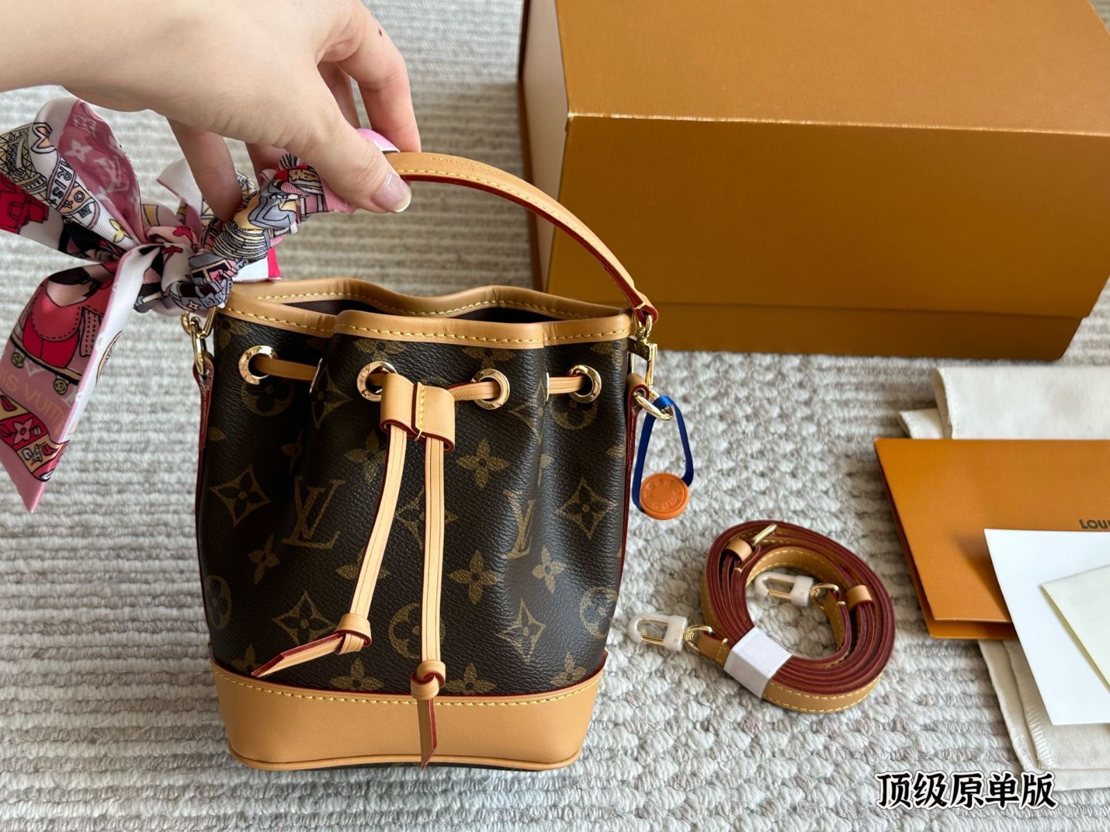【今日特価】L Brand New Nano Bucket Bag(L ブランド ニュー ナノ バケットバッグ)