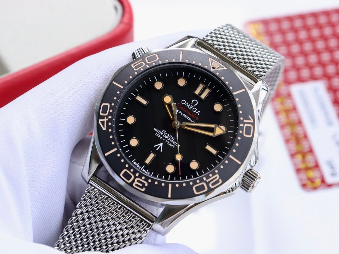 ご購入大歓迎です 未使用ですOMEGA 新品の腕時計です 自動巻き｜本日限定特価｜新品未使用-