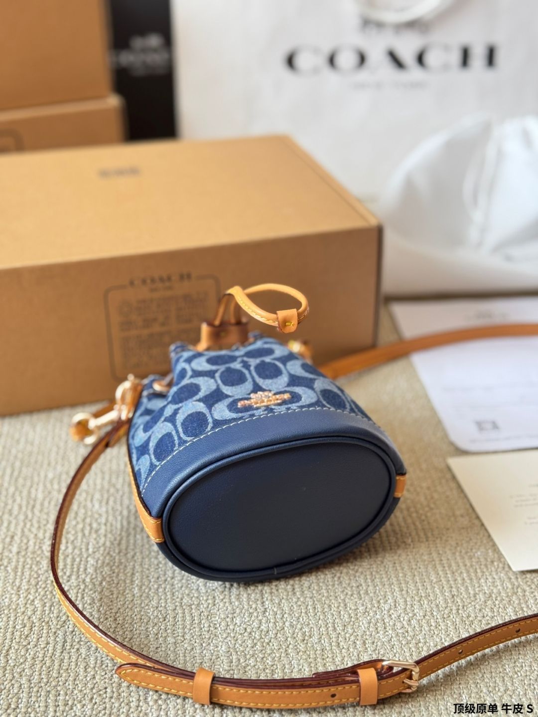 COACH デンプシー ミニバケットバッグ ? 14×16.5×9cm [本日特価|新品未使用品]