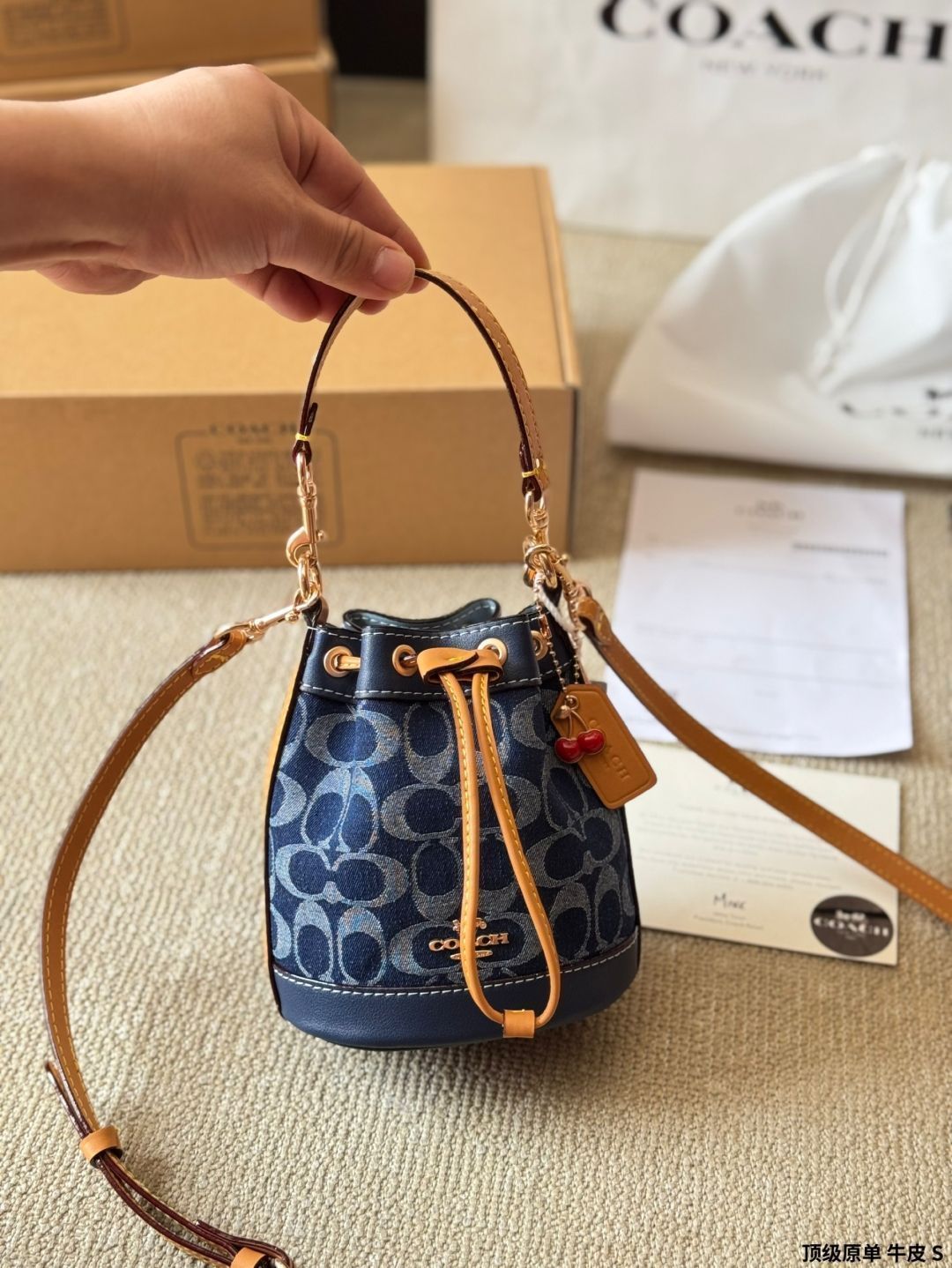 COACH デンプシー ミニバケットバッグ ? 14×16.5×9cm [本日特価|新品未使用品]