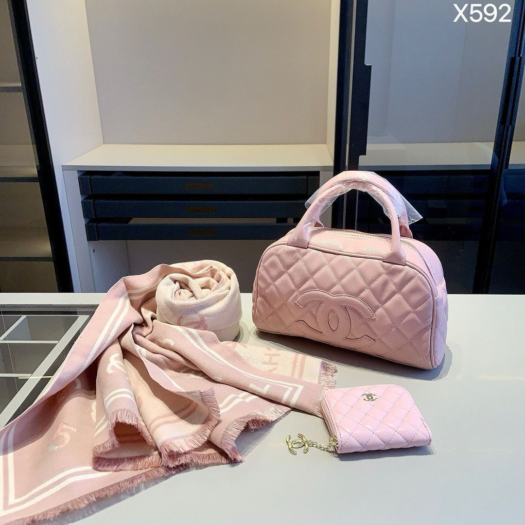 【今日特価】Chanel シリーズセットバッグ, チェーンバッグ＆バックパック＆ウォレット, 超お得なセット！ [本日特価|新品未使用品]
