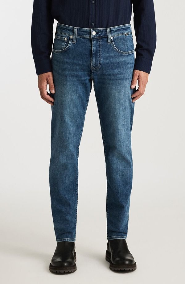 マーヴィ ジーンズ メンズ ボトムス デニムパンツ Mavi Jeans Marvin Relaxed Tapered Jeans Mid Brushed Classic Vintage