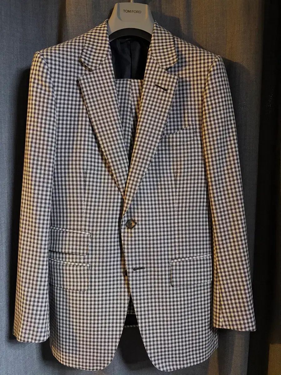 TOM FORD トムフォード スーツ
