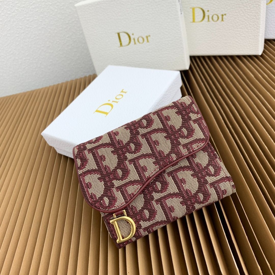 【今日特価】Dior ロータス ウォレット, オブリークプリント, 馬鐙「D」チャーム付き, コンパクトで実用的なデザイン！[本日特価|新品未使用品]