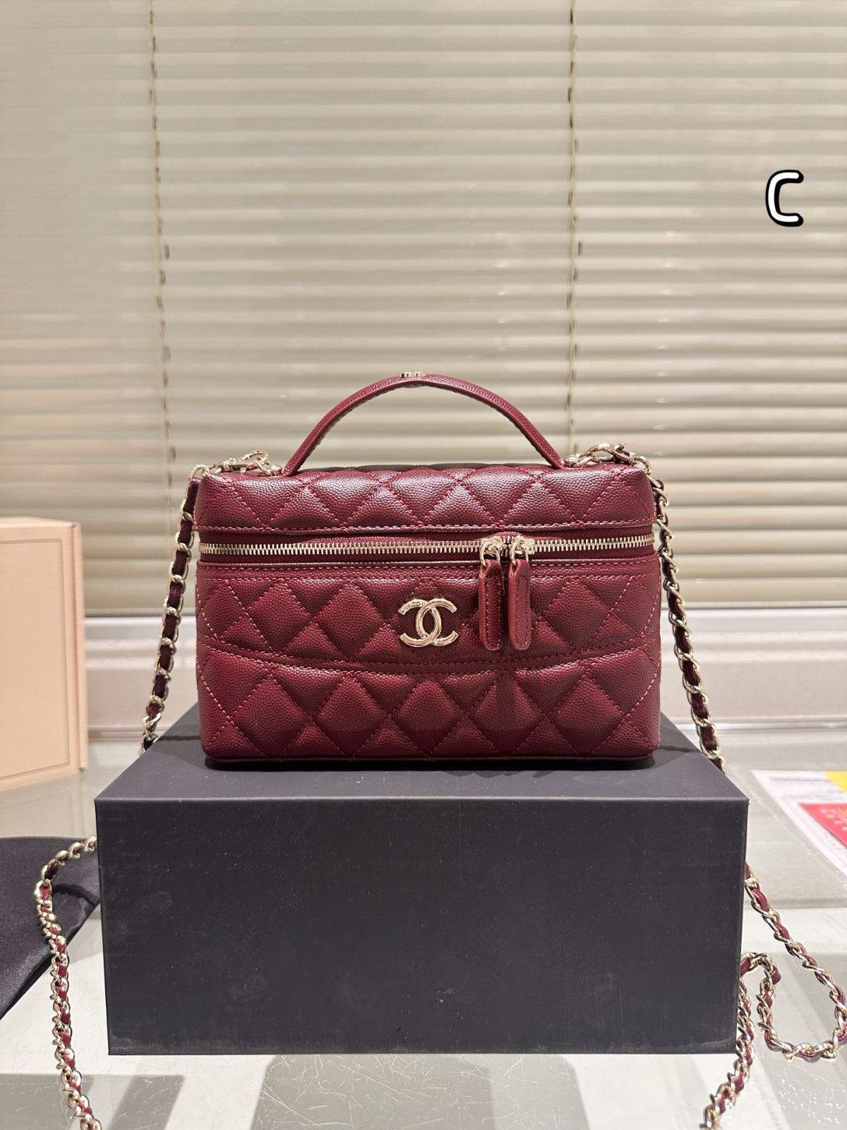 【今日特価】Chanel 25C Long Box Makeup Bag - シャネル 25C ロングボックス メイクバッグ
