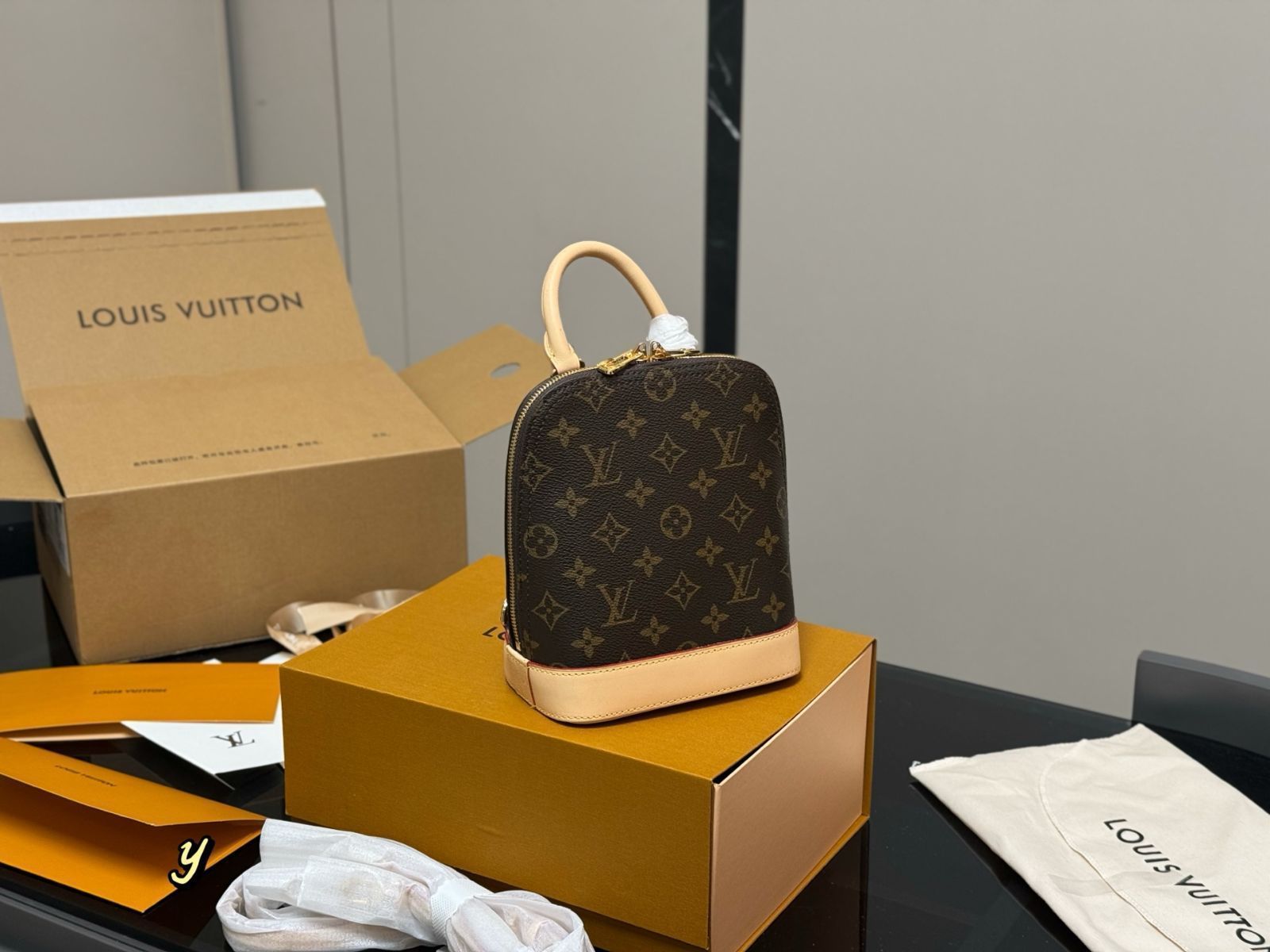 【今日特価】LV Clamshell Backpack ルイ・ヴィトン クラムシェル バックパック