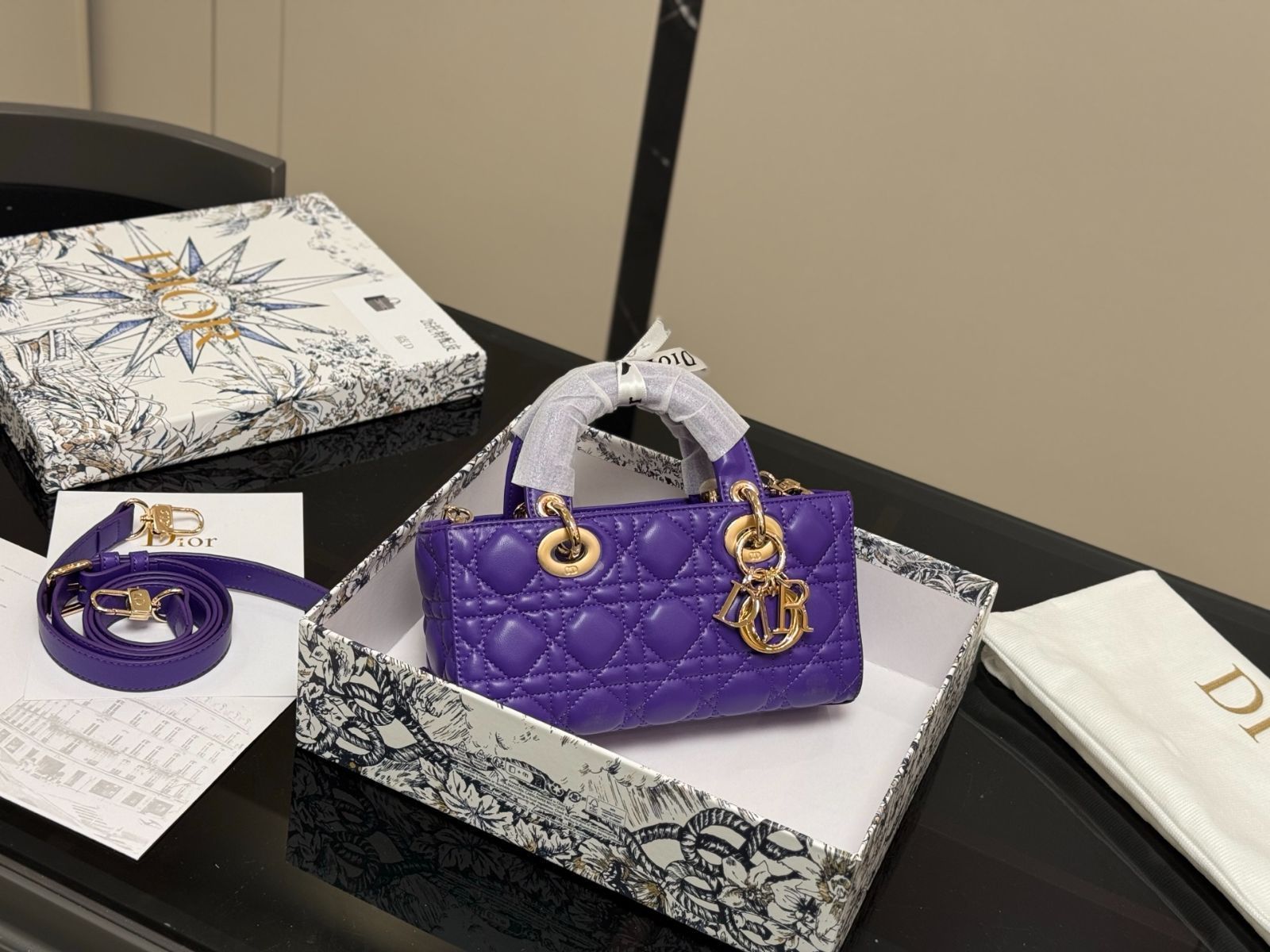【今日特価】Dior Lady Dior East-West Bag / ディオール レディー ディオール 横型バッグ