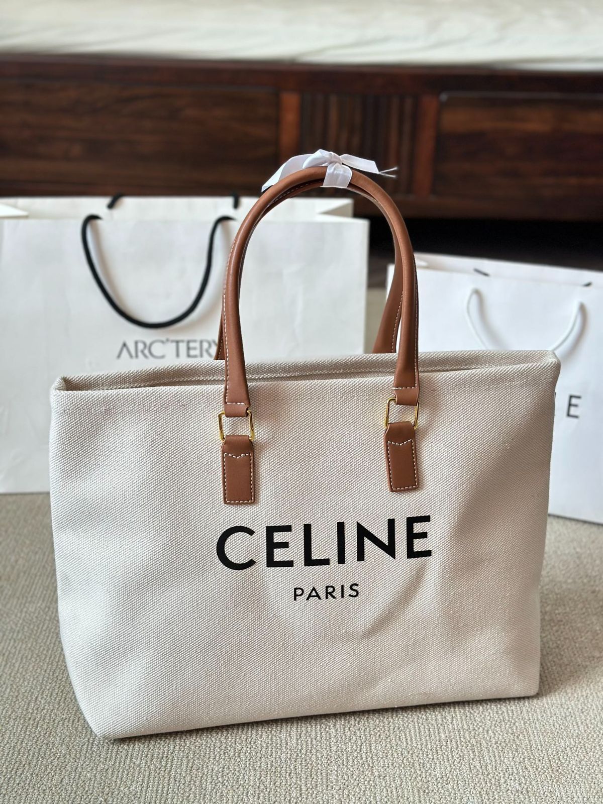 Celine] キャンバス ショッピングトートバッグ - リサ着用モデル 