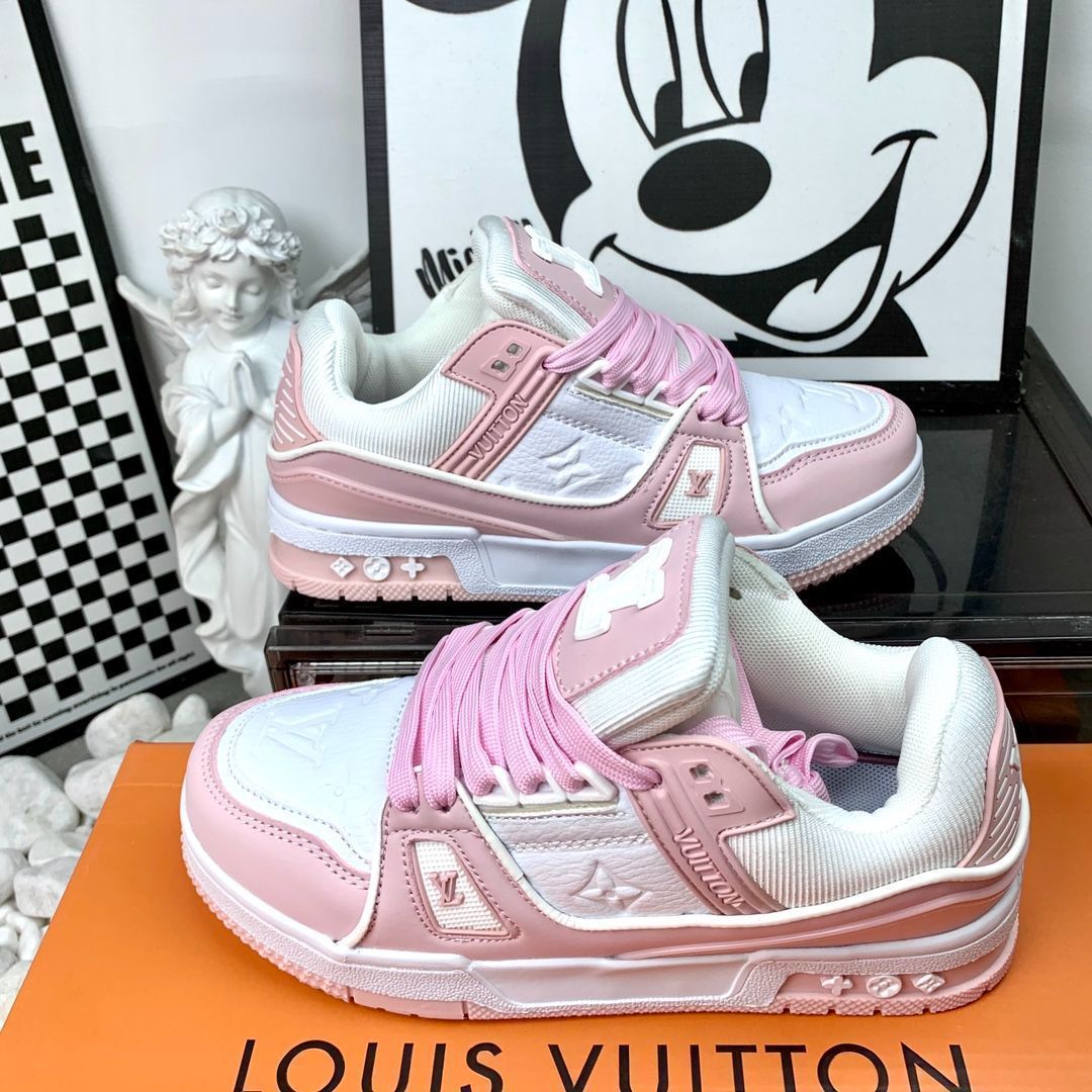 LOUIS VUITTON Trainer レザーカジュアルロートップファッションスニーカーピンクとホワイト|本日限定特価|新品未使用