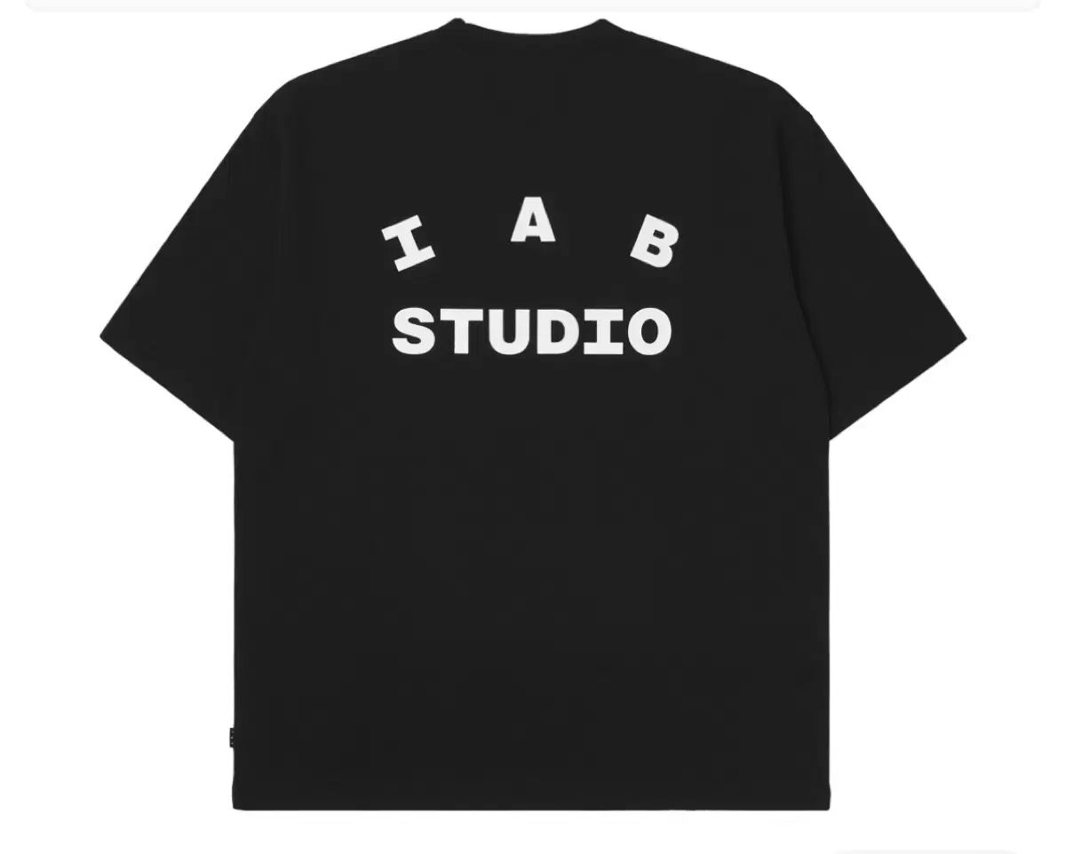 新品 IAB Studio Tシャツ ブラック ホワイト L XL