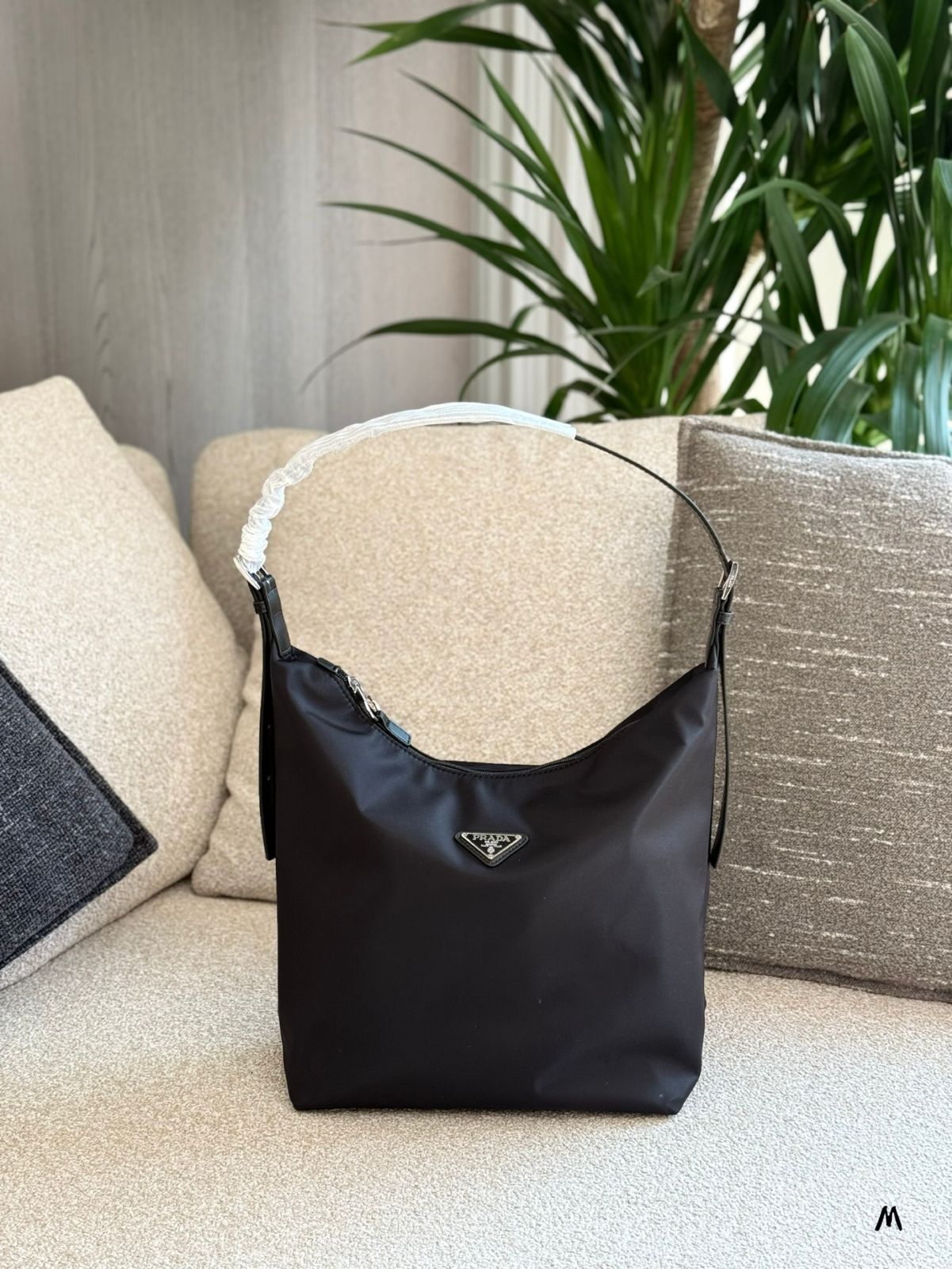 【今日特価】Prada Vintage Hobo ヴィンテージアンダーアームバッグ-WTO輸入2