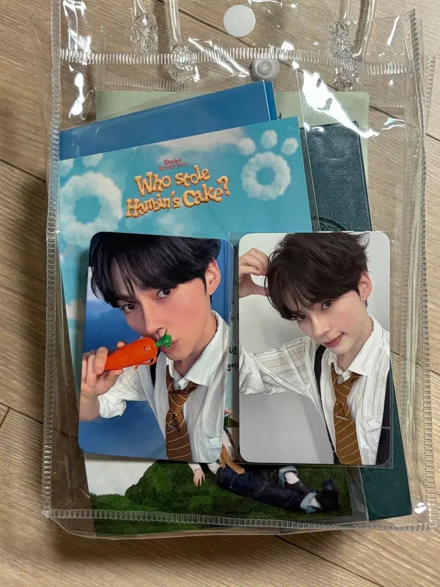 ソン・ハンビン(SUNG HANBIN) 誕生日パーティー 入場 プレゼント トレカ＋メンバーシップ トレカ